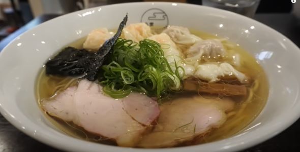 【ミシュランガイド絶賛のワンタン麺】島根県出身の大将がつくる有名店 『八雲』さんのラーメンが超美味そうなんで