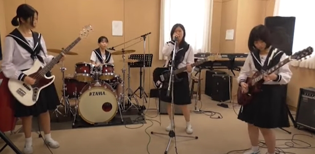 【女子ROCK魂が炸裂だ!!】金城学院高等学校・軽音楽部の女子高校生バンド『凹凸（おうとつ）』がロックだぜ～!!